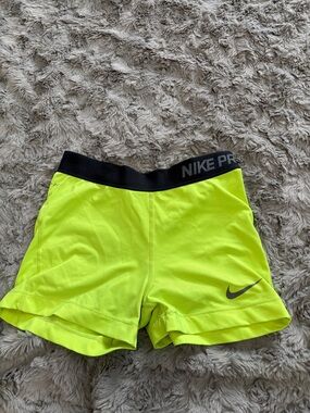 Nike Pro Neon Yellow Women's Bike Shorts
